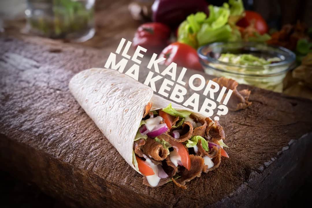 Ile kalorii ma kebab w bułce? Sprawdź, co naprawdę jesz!